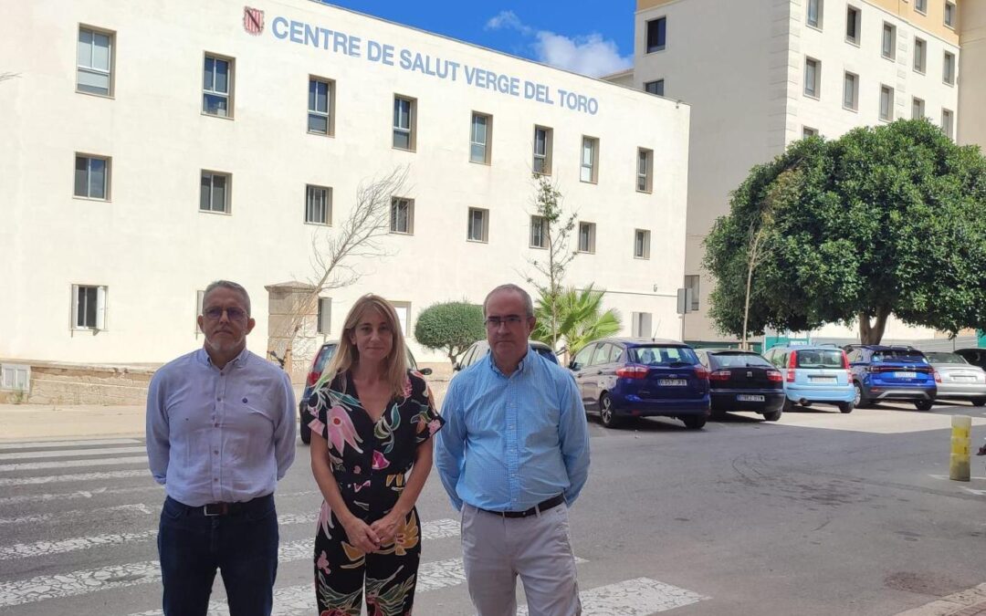 El equipo de apoyo de atención domiciliaria de cuidados paliativos de Menorca amplía la atención presencial a todo el año