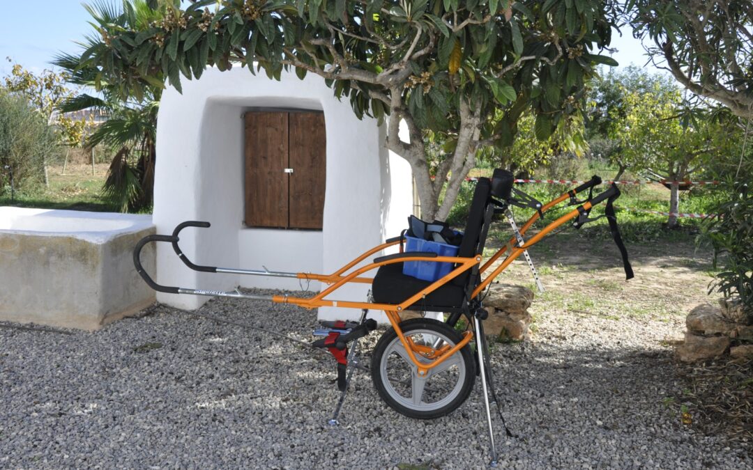 The Ses Salines Natural Park forms a team of volunteers to guarantee access to the natural environment for people with reduced mobility.