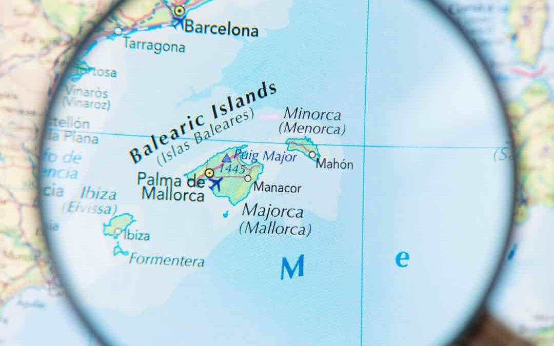 The Balearic Islands close 2023 with historic figures for enrollment and falling unemployment, and set targets for vocational training and the fight against the accident rate