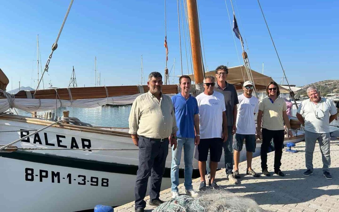 The Consell de Mallorca starts the events for the centenary of the Balearic Islands with the participation of the boat in the parade of Palma.