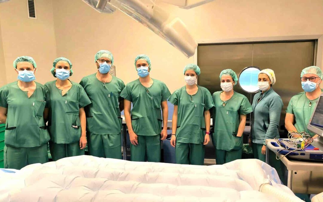 The Hospital of Inca implants the first permanent pacemaker