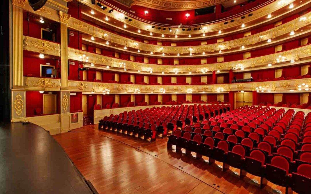 The Consell de Mallorca pays tribute to 20 personalities of the world of performing arts by naming seats of the Teatre Principal after them