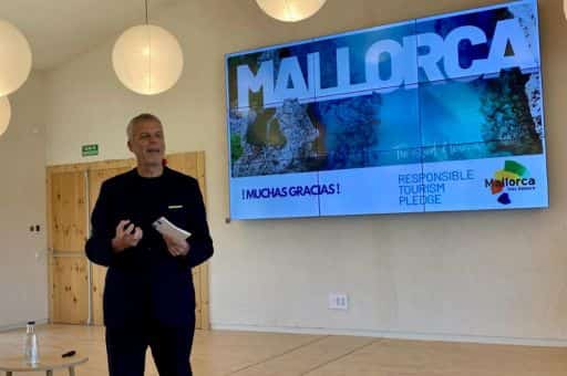 Branding expert Andy Stalman explains the rebranding project for Mallorca to the FMT Advisory Council