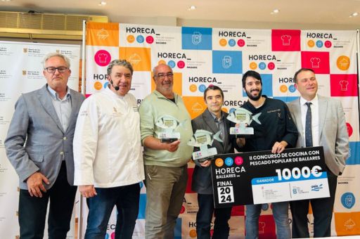 Chef David Méndez, winner of the 2nd Popular Fish Cooking Competition, with the support of Agriculture, Fisheries and Natural Environment