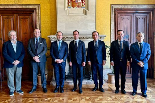 The president of the Consell de Mallorca receives the president of ABANCA in the audience