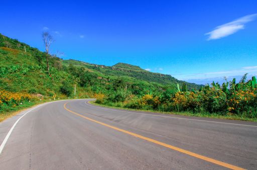 The Consell de Mallorca meets with environmental organisations to gather contributions to the load study that will assess the saturation of roads