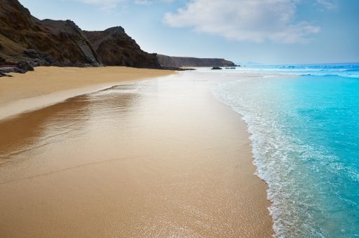 The Balearic and Canary Islands coordinate joint policies for coastal planning