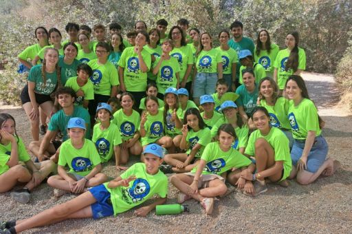 The councillor of Health visits the children and young people who are taking part in the Balearic Islands diabetes camp in Portocolom