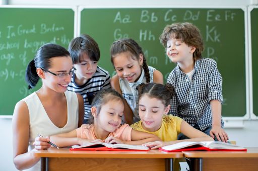 Educació convoca ayudas para gastos de funcionamiento y actividades de las asociaciones de familias y de alumnos de las Illes Balears