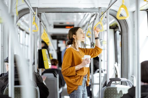 Transport launches a campaign to promote the use of public transport as the backbone of new daily mobility