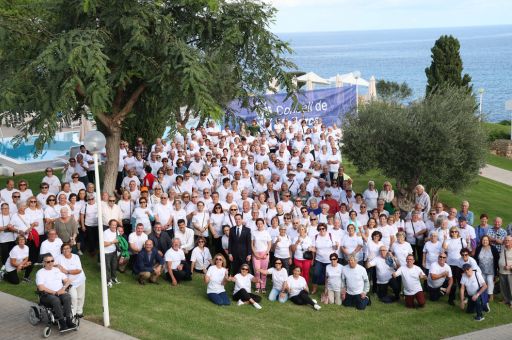 Mil personas participan en las estancias para personas mayores