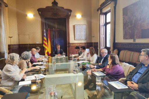 El conseller de Economía, Hacienda e Innovación continúa la ronda de presentaciones de los presupuestos generales de las Illes Balears para 2025