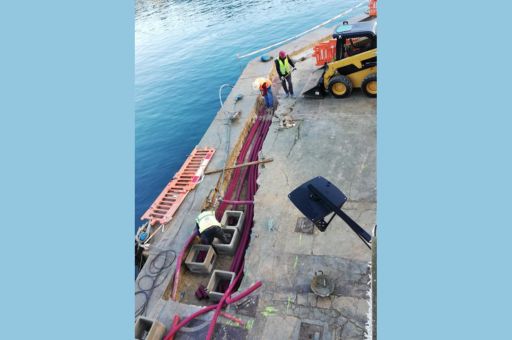 Comienzan las obras de renovación del pavimento en el puerto de Cala Figuera